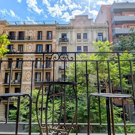 Sagrada Familia Cozy Eixample Barcelona